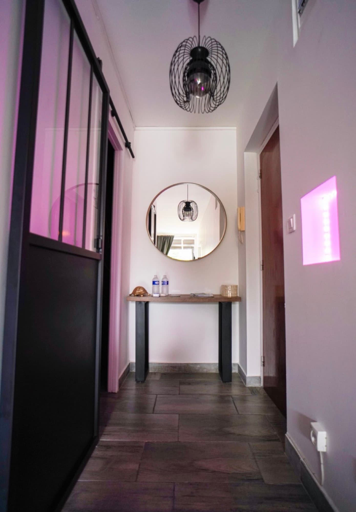 Entrée et couloir de la suite Suites Dreams à Saint-Cyprien